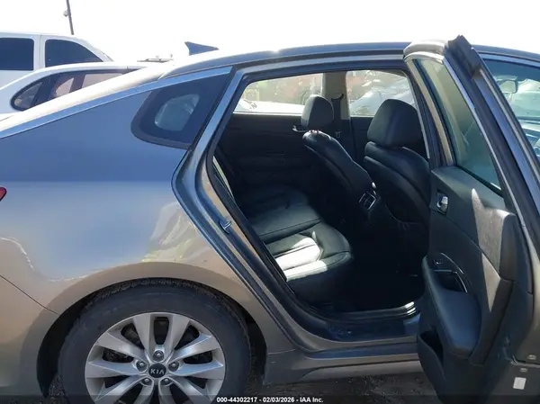 5XXGU4L39GG067950 2016 KIA OPTIMA - Image 8