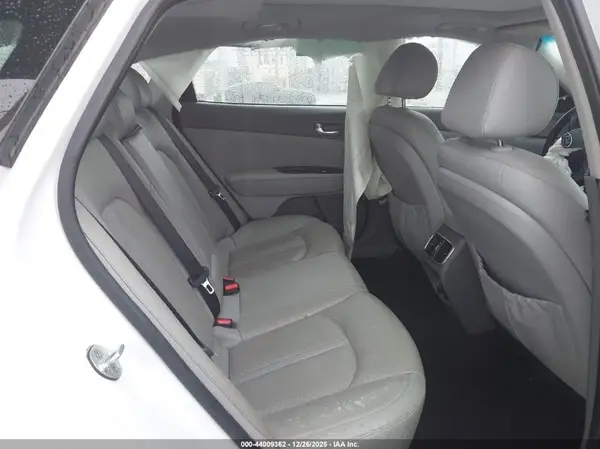 5XXGU4L39GG074915 2016 KIA OPTIMA - Image 8