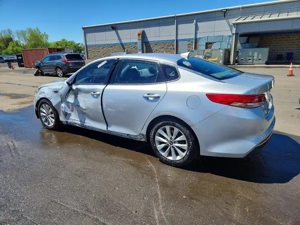 5XXGU4L39GG078138 2016 KIA OPTIMA - Image 2