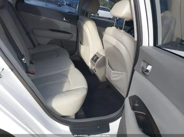 5XXGU4L39GG079998 2016 KIA OPTIMA - Image 8