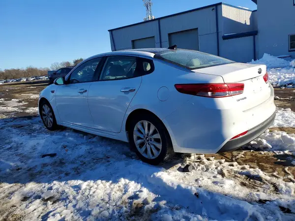 5XXGU4L39GG081153 2016 KIA OPTIMA - Image 2