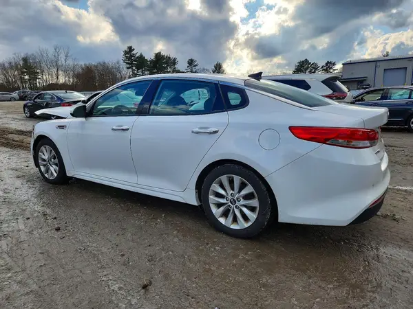 5XXGU4L39GG085879 2016 KIA OPTIMA - Image 2