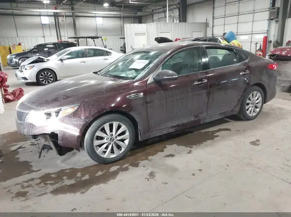 5XXGU4L39GG091729 2016 KIA OPTIMA - Image 2