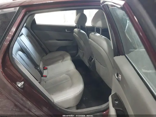 5XXGU4L39GG091729 2016 KIA OPTIMA - Image 8