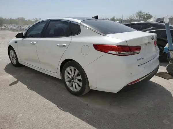 5XXGU4L39GG093383 2016 KIA OPTIMA - Image 2