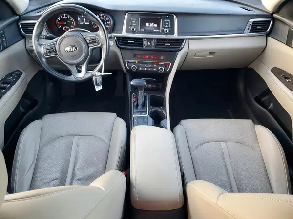 5XXGU4L39GG095019 2016 KIA OPTIMA - Image 8