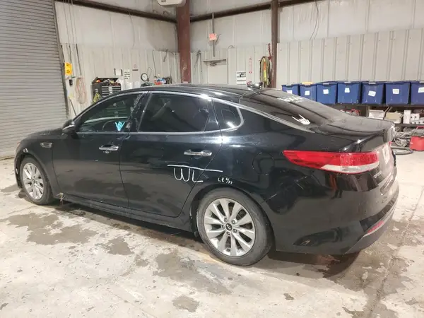 5XXGU4L39GG095456 2016 KIA OPTIMA - Image 2