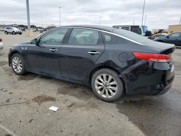 5XXGU4L39HG145595 2017 KIA OPTIMA - Image 2