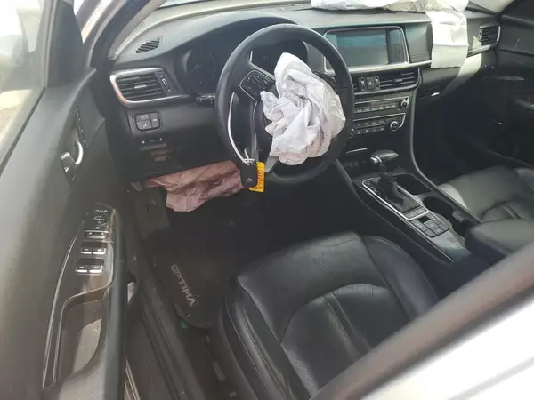5XXGU4L39HG151218 2017 KIA OPTIMA - Image 8