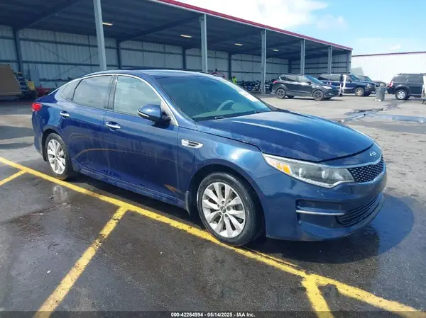 5XXGU4L39HG158301 2017 KIA OPTIMA - Image 1