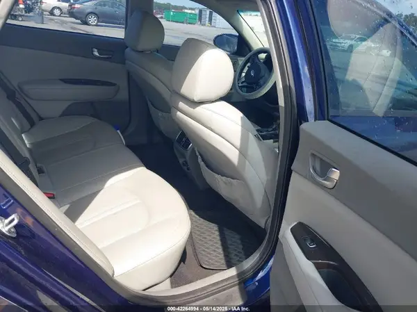 5XXGU4L39HG158301 2017 KIA OPTIMA - Image 8