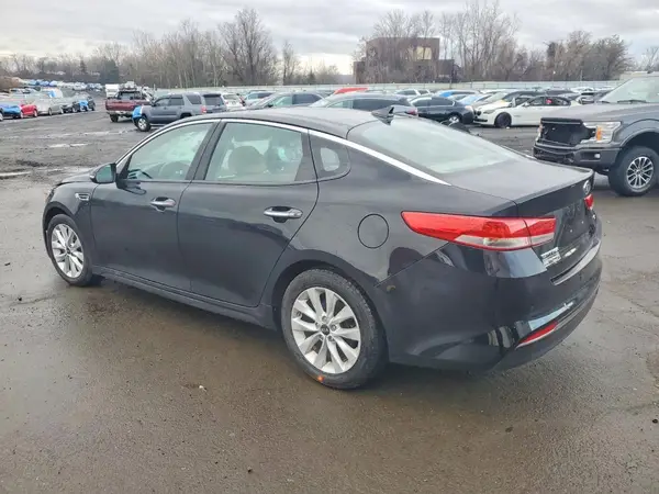 5XXGU4L39HG160615 2017 KIA OPTIMA - Image 2