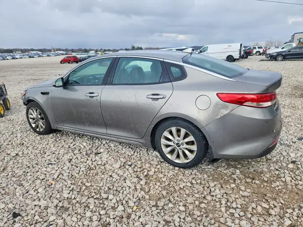 5XXGU4L39HG163692 2017 KIA OPTIMA - Image 2