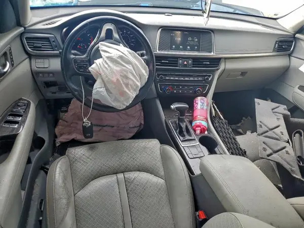 5XXGU4L39HG175048 2017 KIA OPTIMA - Image 8