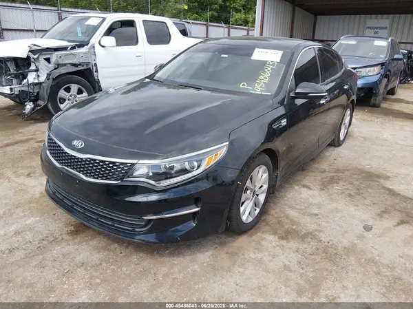5XXGU4L39JG186654 2018 KIA OPTIMA - Image 2