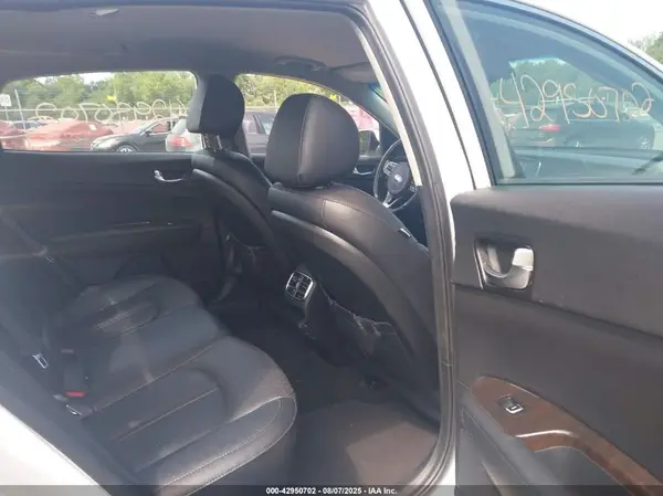 5XXGU4L39JG193684 2018 KIA OPTIMA - Image 8