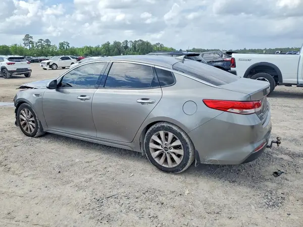 5XXGU4L39JG212766 2018 KIA OPTIMA - Image 2