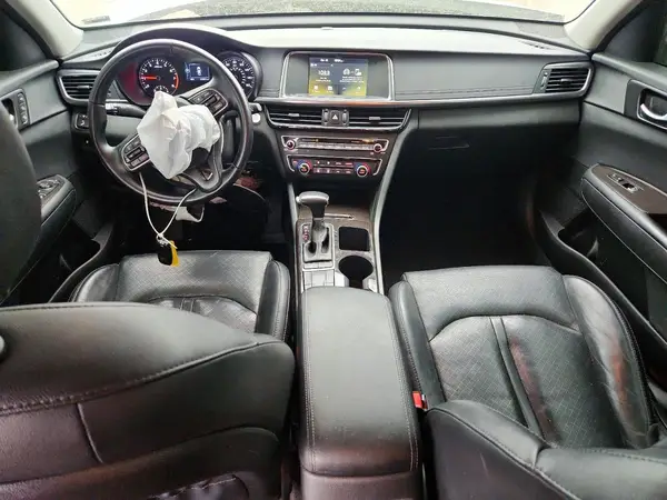 5XXGU4L39JG218597 2018 KIA OPTIMA - Image 8