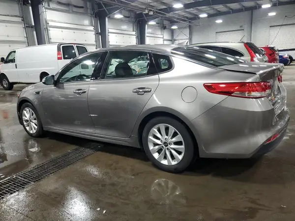 5XXGU4L39JG218616 2018 KIA OPTIMA - Image 2