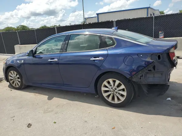 5XXGU4L39JG221242 2018 KIA OPTIMA - Image 2