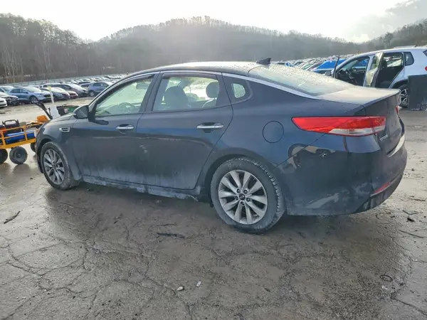 5XXGU4L39JG238137 2018 KIA OPTIMA - Image 2