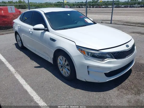 5XXGU4L39JG240292 2018 KIA OPTIMA - Image 1