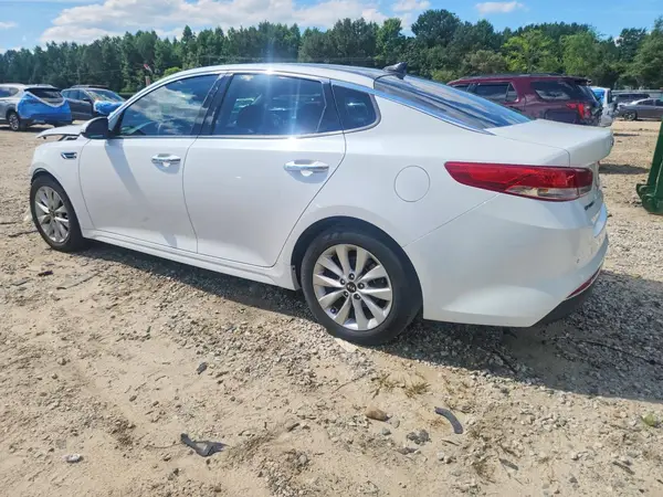 5XXGU4L39JG247758 2018 KIA OPTIMA - Image 2