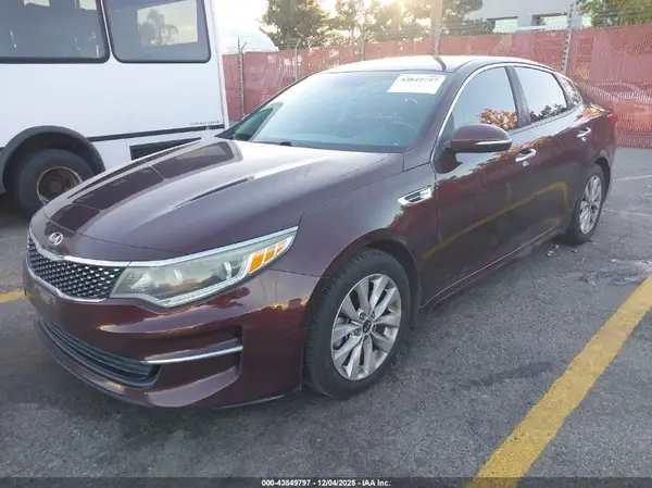 5XXGU4L3XGG006820 2016 KIA OPTIMA - Image 2