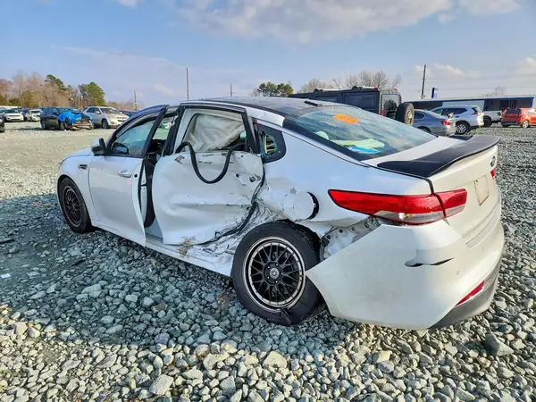 5XXGU4L3XGG033127 2016 KIA OPTIMA - Image 2