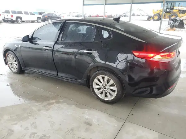 5XXGU4L3XGG035766 2016 KIA OPTIMA - Image 2