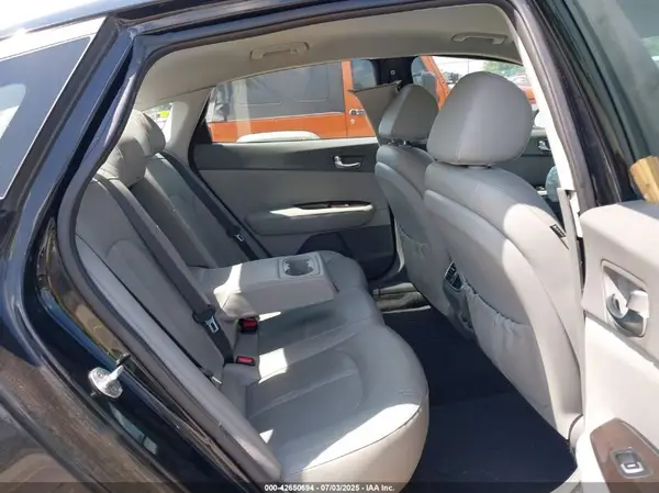 5XXGU4L3XGG053944 2016 KIA OPTIMA - Image 8