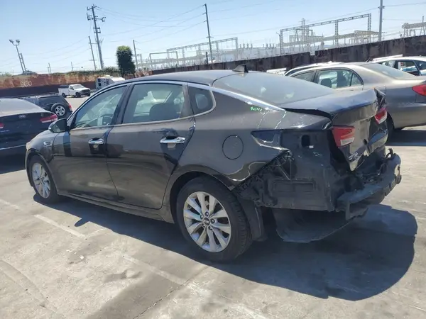 5XXGU4L3XGG053975 2016 KIA OPTIMA - Image 2