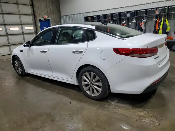 5XXGU4L3XGG059095 2016 KIA OPTIMA - Image 2