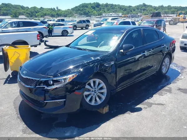 5XXGU4L3XGG068105 2016 KIA OPTIMA - Image 2