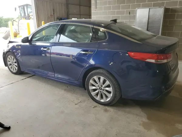 5XXGU4L3XGG071618 2016 KIA OPTIMA - Image 2