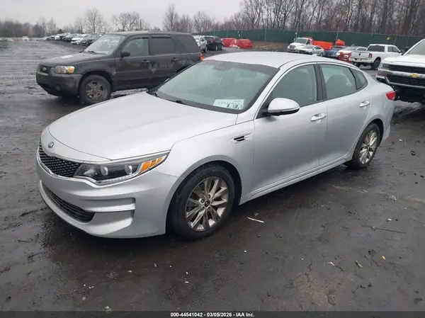 5XXGU4L3XGG075815 2016 KIA OPTIMA - Image 2