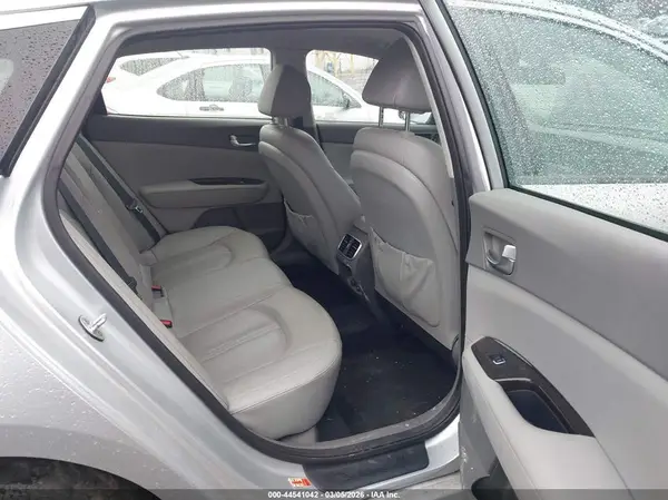 5XXGU4L3XGG075815 2016 KIA OPTIMA - Image 8