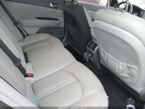 5XXGU4L3XGG079427 2016 KIA OPTIMA - Image 8