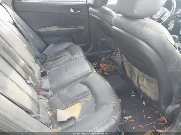 5XXGU4L3XGG085504 2016 KIA OPTIMA - Image 8