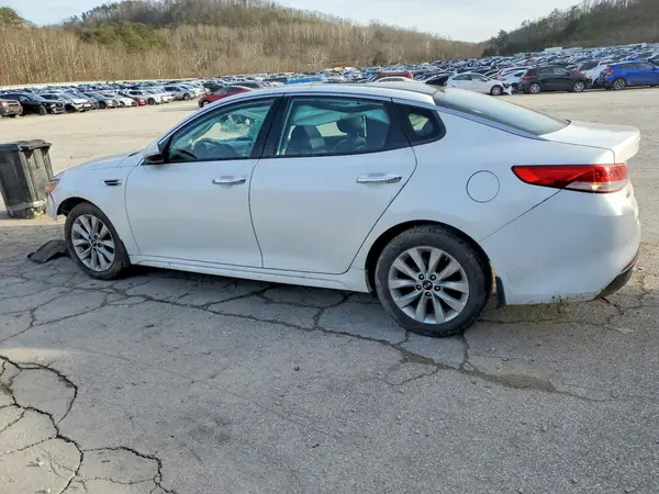 5XXGU4L3XGG097961 2016 KIA OPTIMA - Image 2