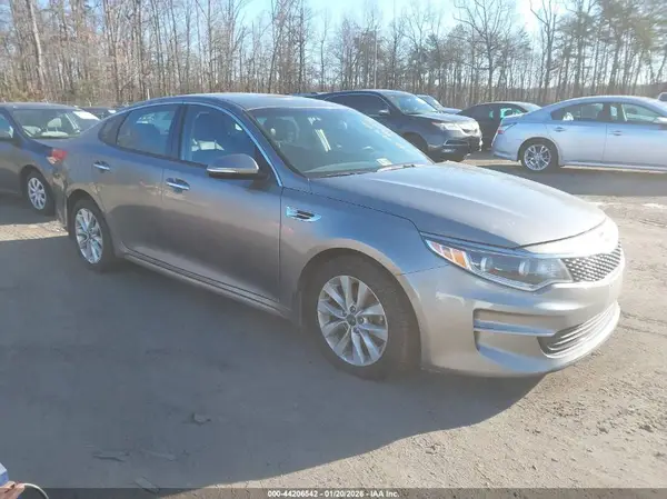 5XXGU4L3XGG102866 2016 KIA OPTIMA - Image 1