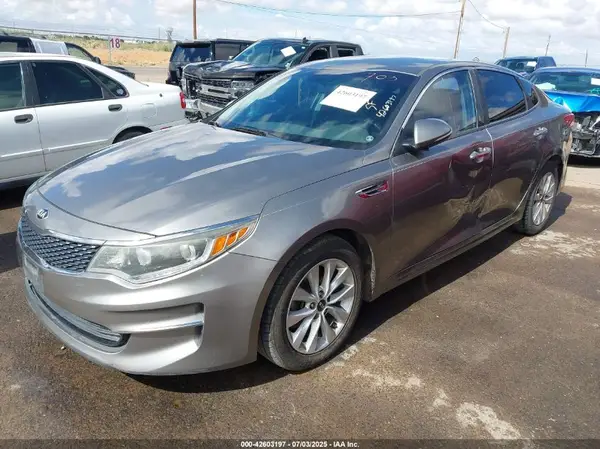 5XXGU4L3XGG104570 2016 KIA OPTIMA - Image 2