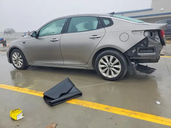 5XXGU4L3XGG115004 2016 KIA OPTIMA - Image 2