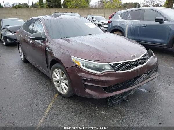 5XXGU4L3XHG129129 2017 KIA OPTIMA - Image 1