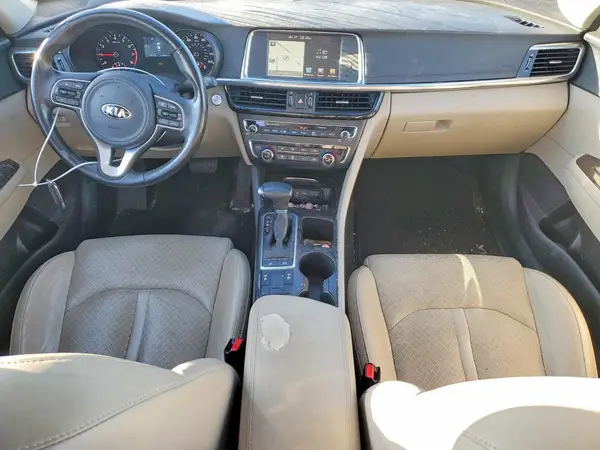 5XXGU4L3XHG134976 2017 KIA OPTIMA - Image 8