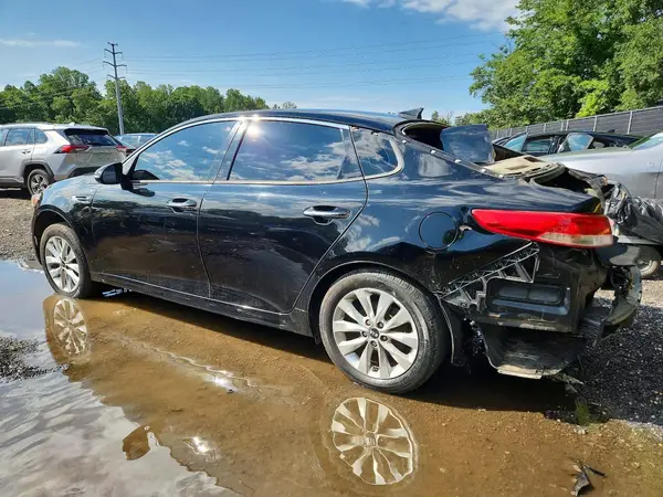5XXGU4L3XHG135030 2017 KIA OPTIMA - Image 2