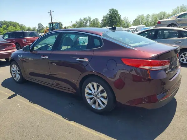 5XXGU4L3XHG150143 2017 KIA OPTIMA - Image 2