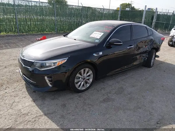 5XXGU4L3XHG151079 2017 KIA OPTIMA - Image 2