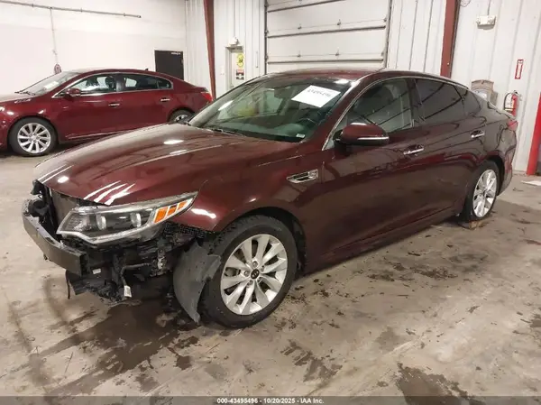 5XXGU4L3XHG152538 2017 KIA OPTIMA - Image 2