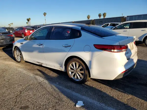 5XXGU4L3XHG153690 2017 KIA OPTIMA - Image 2